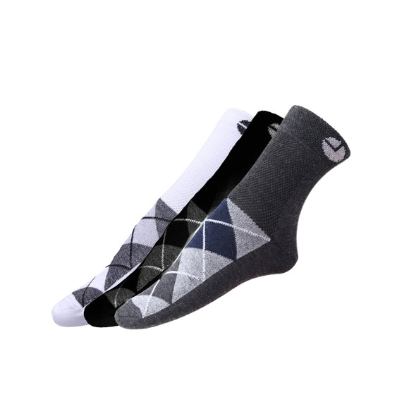 AVI White Black and Grey socks with checks C3R1000029
