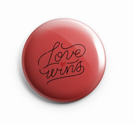 AVI Love wins Regular Size 58mm Badge R8002079